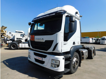 Tegljač IVECO