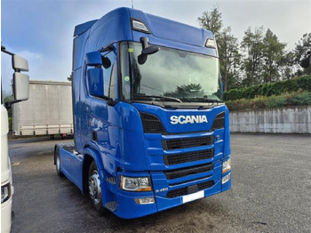 Tegljač SCANIA R 450