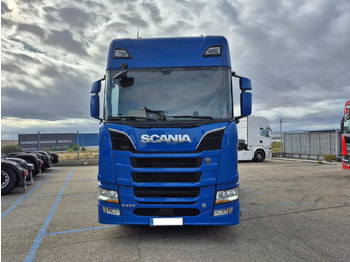 Tegljač SCANIA R 650