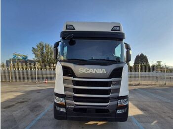 Tegljač SCANIA R 450