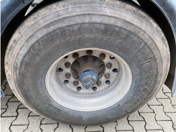 Poluprikolica mikser 10/5/F/ZA-1800 KARRENA Betonmischer ca. 10m³ 10/5/F/ZA-1800 KARRENA Betonmischer ca. 10m³, Liftachse: slika Poluprikolica mikser 10/5/F/ZA-1800 KARRENA Betonmischer ca. 10m³ 10/5/F/ZA-1800 KARRENA Betonmischer ca. 10m³, Liftachse