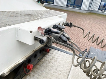 Poluprikolica mikser 10/5/F/ZA-1800 KARRENA Betonmischer ca. 10m³ 10/5/F/ZA-1800 KARRENA Betonmischer ca. 10m³, Liftachse: slika Poluprikolica mikser 10/5/F/ZA-1800 KARRENA Betonmischer ca. 10m³ 10/5/F/ZA-1800 KARRENA Betonmischer ca. 10m³, Liftachse