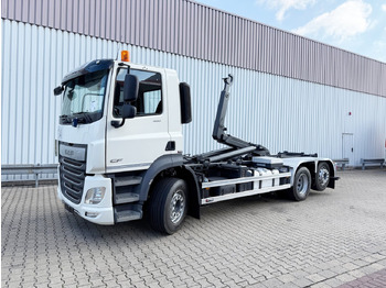 Kamion s kukastom dizalicom DAF CF 480