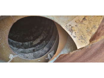 Poluprikolica mikser MÜLLER MITTELTAL SF32 mit Liebherr Betonmischer ca. 10m³ MÜLLER MITTELTAL SF32, Liebherr Betonmischer 10m³, 4x VORHANDEN , Liftachse: slika Poluprikolica mikser MÜLLER MITTELTAL SF32 mit Liebherr Betonmischer ca. 10m³ MÜLLER MITTELTAL SF32, Liebherr Betonmischer 10m³, 4x VORHANDEN , Liftachse