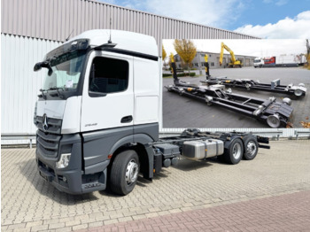 Kamion s kukastom dizalicom MERCEDES-BENZ Actros 2548