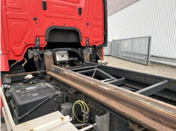 Kamion-šasija Mercedes-Benz Actros 2645 6x2 Actros 2645 6x2, Retarder, Liftachse, AWL, Hiab LBW: slika Kamion-šasija Mercedes-Benz Actros 2645 6x2 Actros 2645 6x2, Retarder, Liftachse, AWL, Hiab LBW