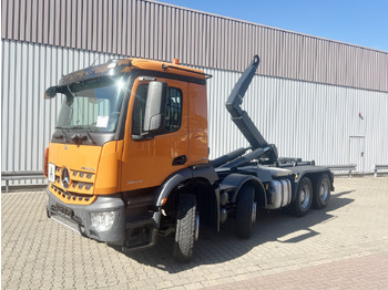 Kamion s kukastom dizalicom MERCEDES-BENZ Arocs 3243