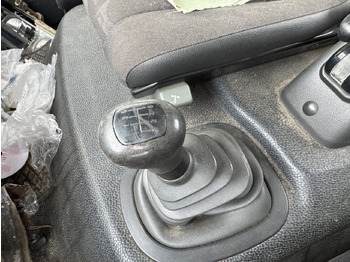 Kamion-šasija, Kamion s kranom Mercedes-Benz Atego 1023 A 4x4 mit Unfallschaden! Atego 1023 A 4x4, Einzelbereifung, Heckkran Palfinger PK4501-B, Funk, UNFALLSCHADEN!: slika Kamion-šasija, Kamion s kranom Mercedes-Benz Atego 1023 A 4x4 mit Unfallschaden! Atego 1023 A 4x4, Einzelbereifung, Heckkran Palfinger PK4501-B, Funk, UNFALLSCHADEN!