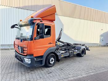 Kamion s kukastom dizalicom MERCEDES-BENZ Atego 824