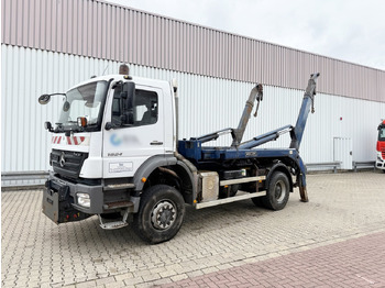 Utovarivač s proklizavajućim upravljanjem MERCEDES-BENZ Axor 1824