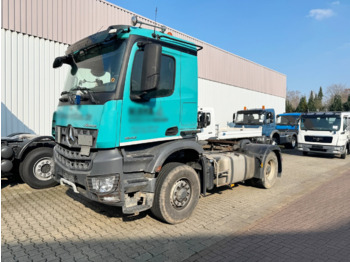 Tegljač MERCEDES-BENZ Arocs 1842