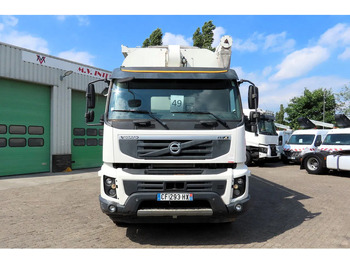 Kamion cisterna Volvo FMX 450 8x4 AUGER, radio control, 7 COMP. Full Volvo Service! . EXCELLENT condition: slika Kamion cisterna Volvo FMX 450 8x4 AUGER, radio control, 7 COMP. Full Volvo Service! . EXCELLENT condition