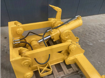 Novi Priključak za Građevinski strojevi Komatsu D41: slika Novi Priključak za Građevinski strojevi Komatsu D41
