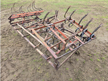 Kultivator MASSEY-FERGUSON MASSEY-FERGUSON 4-25: slika Kultivator MASSEY-FERGUSON MASSEY-FERGUSON 4-25