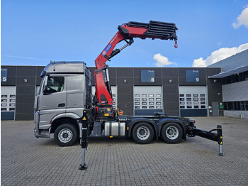 Kamion s kranom, Tegljač Mercedes Arocs 2653 6x4 40 T-mtr.: slika Kamion s kranom, Tegljač Mercedes Arocs 2653 6x4 40 T-mtr.