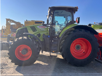 Traktor CLAAS Axion 830