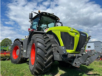 Traktor CLAAS Xerion