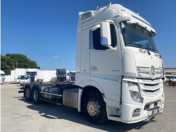 Kamion-šasija MERCEDES-BENZ Actros 2545