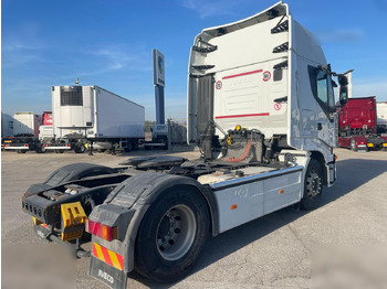 Tegljač IVECO STRALIS 500: slika Tegljač IVECO STRALIS 500