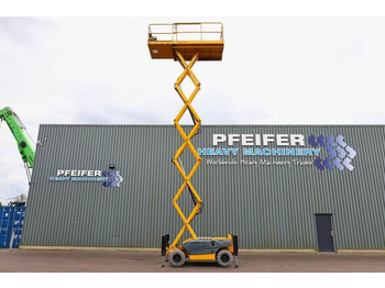 Škarasta podizna platforma Haulotte Compact 12RTE Electric, 12m Working Height, 450kg: slika Škarasta podizna platforma Haulotte Compact 12RTE Electric, 12m Working Height, 450kg