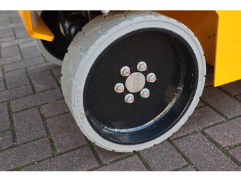 Zakup Haulotte Compact 8N Valid inspection, *Guarantee! 8m Workin  Haulotte Compact 8N Valid inspection, *Guarantee! 8m Workin: slika Zakup Haulotte Compact 8N Valid inspection, *Guarantee! 8m Workin  Haulotte Compact 8N Valid inspection, *Guarantee! 8m Workin