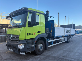 Kamion s kranom MERCEDES-BENZ Actros