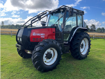 Traktor VALMET