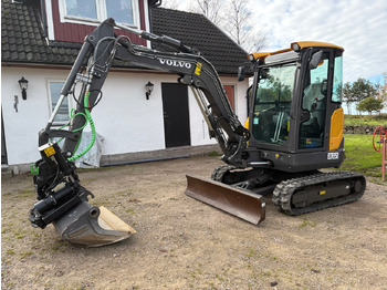 Bager VOLVO ECR35D