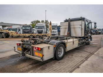 Kamion s kukastom dizalicom Volvo FL 240- 7p. + PALIFT: slika Kamion s kukastom dizalicom Volvo FL 240- 7p. + PALIFT