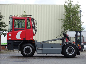 Terminalni traktor Kalmar TTX182A - Strassenzulassung: slika Terminalni traktor Kalmar TTX182A - Strassenzulassung