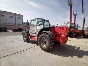 Teleskopski rukovatelj MANITOU MT1335 EASY: slika Teleskopski rukovatelj MANITOU MT1335 EASY