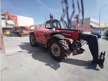 Teleskopski rukovatelj MANITOU MT1335 EASY: slika Teleskopski rukovatelj MANITOU MT1335 EASY