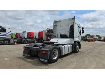 Tegljač Renault Premium 460 DXI (2 TANKS / AIRCO / CLEAN / PROPRE): slika Tegljač Renault Premium 460 DXI (2 TANKS / AIRCO / CLEAN / PROPRE)