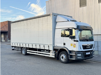 Kamion s ceradom MAN TGM 15.290