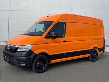 Automobil