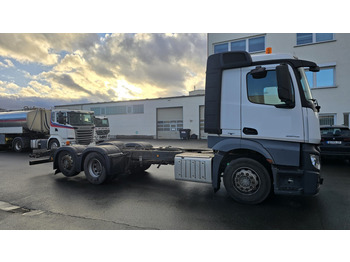 Kamion-šasija MERCEDES-BENZ Actros 2642