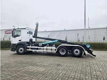 Kamion s kukastom dizalicom MERCEDES-BENZ Actros 2542