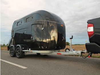 Prikolica za konje Böckmann Pferdeanhänger Grand Master SKA black Kamera Alufelgen WCF 100km/H 2700kg Modell 2024: slika Prikolica za konje Böckmann Pferdeanhänger Grand Master SKA black Kamera Alufelgen WCF 100km/H 2700kg Modell 2024 Prikolica za konje Böckmann Pferdeanhänger Grand Master SKA black Kamera Alufelgen WCF 100km/H 2700kg Modell 2024: slika Prikolica za konje Böckmann Pferdeanhänger Grand Master SKA black Kamera Alufelgen WCF 100km/H 2700kg Modell 2024