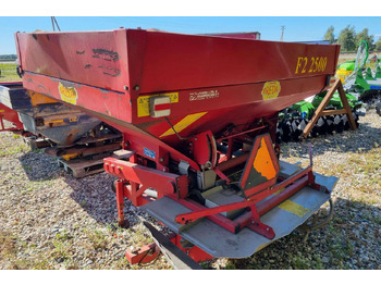 Rasipač gnojiva Bredal B2XL: slika Rasipač gnojiva Bredal B2XL