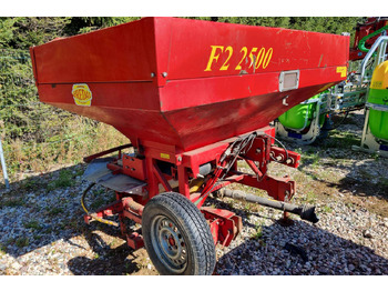 Rasipač gnojiva Bredal B2XL: slika Rasipač gnojiva Bredal B2XL