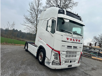 Tegljač VOLVO FH 540 4x2T Globetrotter DualClutch: slika Tegljač VOLVO FH 540 4x2T Globetrotter DualClutch