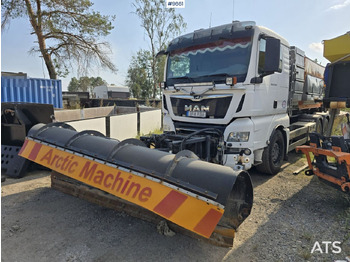 Kamion s kukastom dizalicom MAN TGX