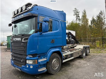 Kamion s kukastom dizalicom SCANIA R 580