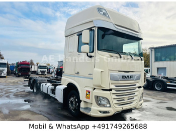 Transporter kontejnera/ Kamion s izmjenjivim sanducima DAF XF 480