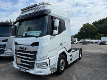 Tegljač DAF XF 530