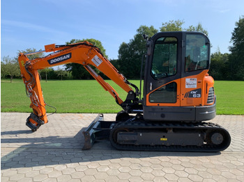 Zakup Doosan DX63-3 Doosan DX63-3: slika Zakup Doosan DX63-3 Doosan DX63-3