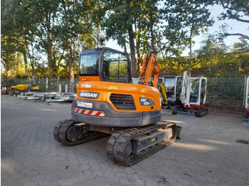 Bager Doosan DX85R-3: slika Bager Doosan DX85R-3