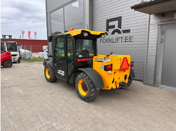 Teleskopski rukovatelj JCB 525-60: slika Teleskopski rukovatelj JCB 525-60