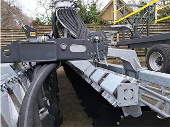 Deponator gnojnice Volmer T-Rubber TRG W601: slika Deponator gnojnice Volmer T-Rubber TRG W601 Deponator gnojnice Volmer T-Rubber TRG W601: slika Deponator gnojnice Volmer T-Rubber TRG W601