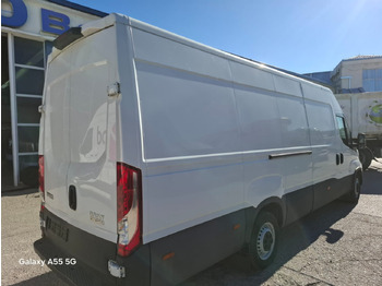 Zakup IVECO Daily 35S16V A8 IVECO Daily 35S16V A8: slika Zakup IVECO Daily 35S16V A8 IVECO Daily 35S16V A8